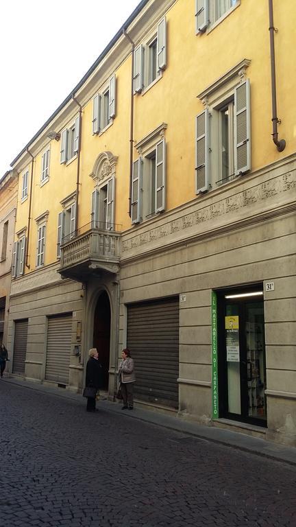 Residenza Teatro Piacenza Bagian luar foto