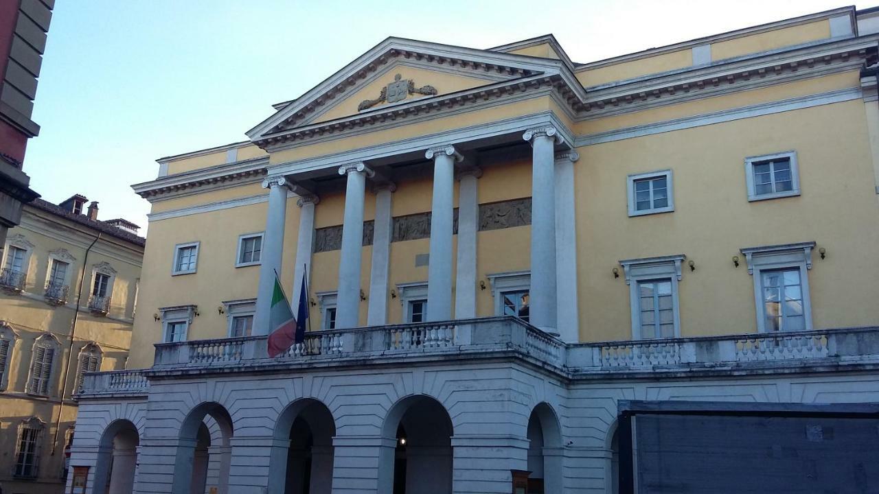 Residenza Teatro Piacenza Bagian luar foto